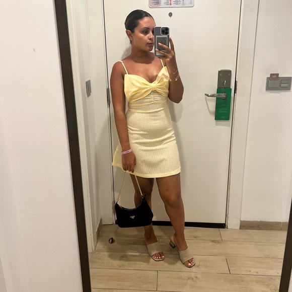 Cider - yellow how dress - Picture 1 of 2